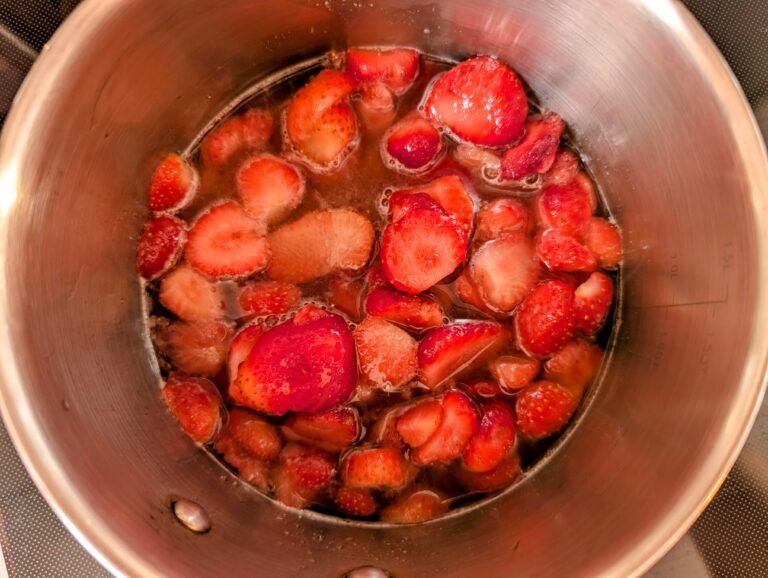 Cuisson de confiture de fraise sans pectine